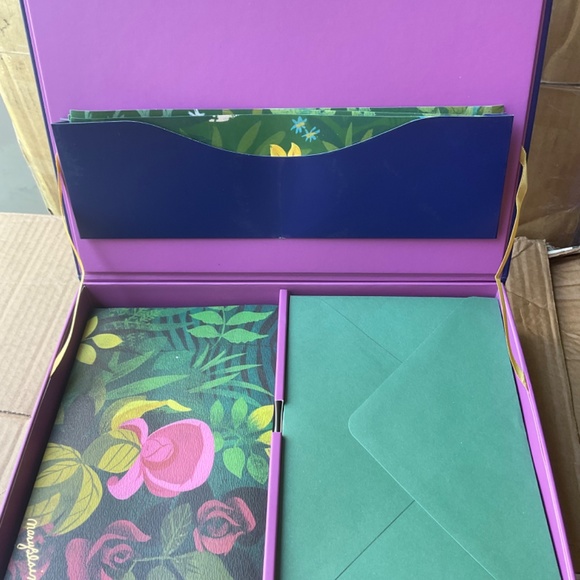 Disney Alice in wonderland notecards - Picture 2 of 3